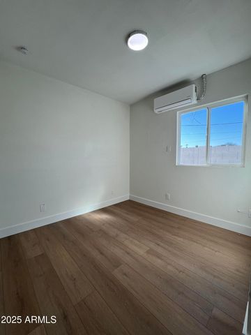 315 E Carol Avenue, Phoenix, AZ 85020