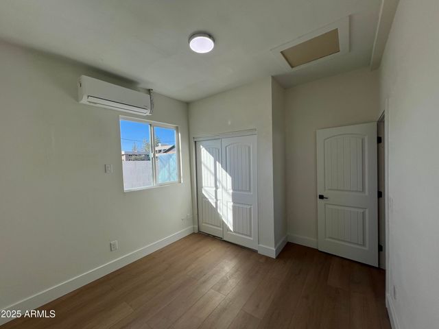 315 E Carol Avenue, Phoenix, AZ 85020