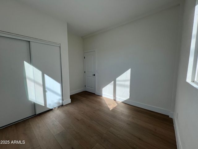 315 E Carol Avenue, Phoenix, AZ 85020