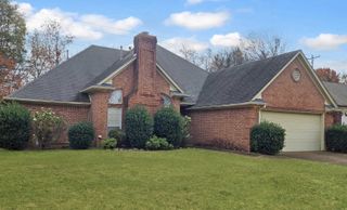5598 BORDEAUX CIR E, Memphis, TN 38125