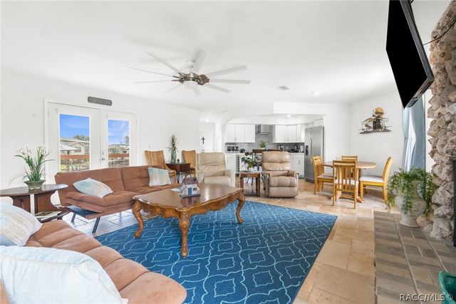 5648 S Garcia Road, Homosassa, FL 34448