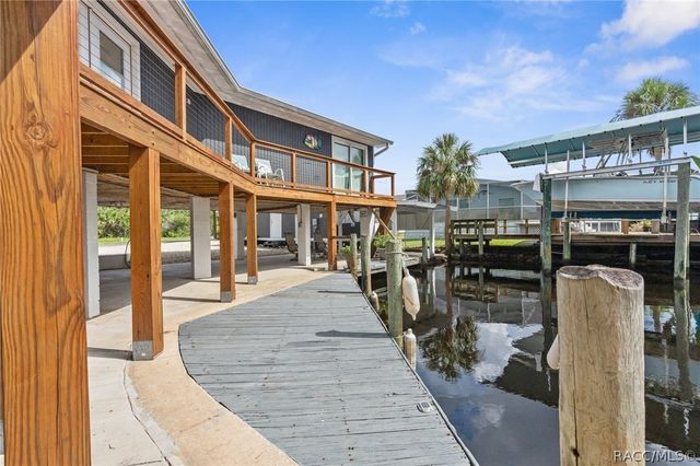 5648 S Garcia Road, Homosassa, FL 34448