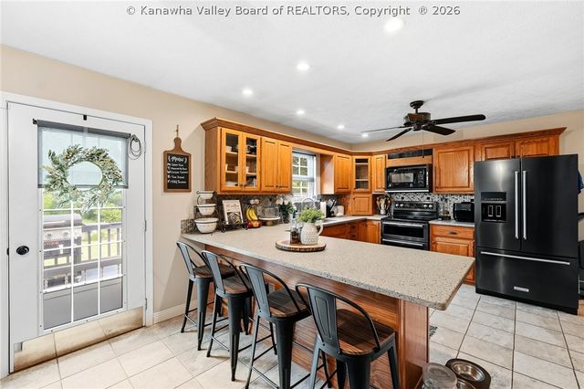 209 Smith Road, Nitro, WV 25143