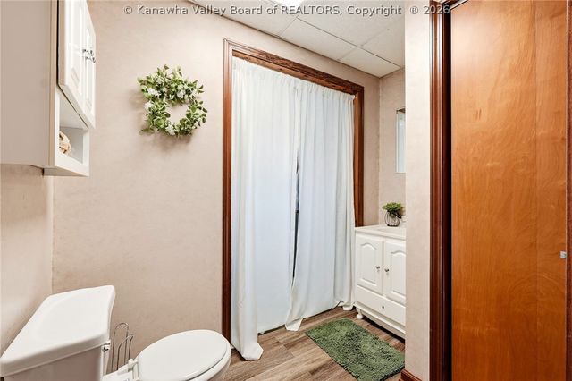 209 Smith Road, Nitro, WV 25143