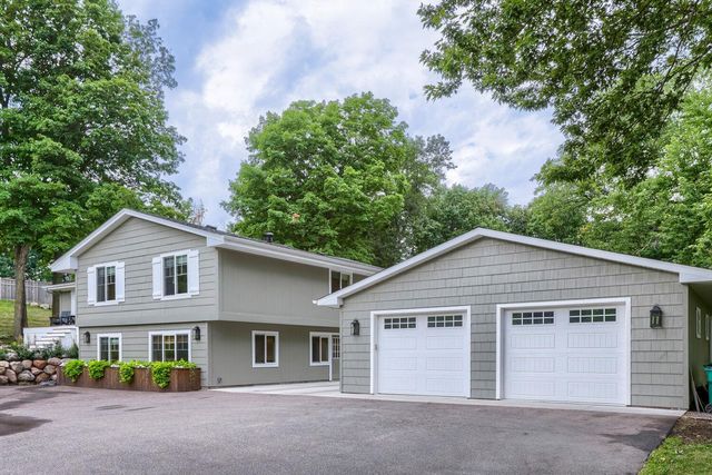 8605 Maple Grove Parkway N, Maple Grove, MN 55311