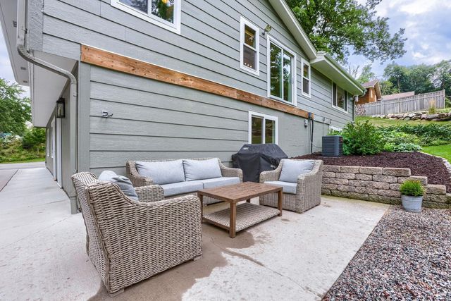 8605 Maple Grove Parkway N, Maple Grove, MN 55311