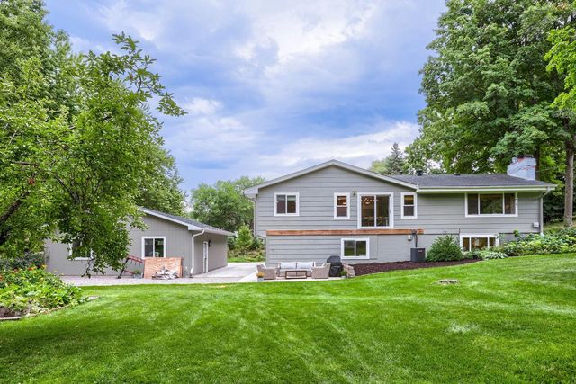 8605 Maple Grove Parkway N, Maple Grove, MN 55311