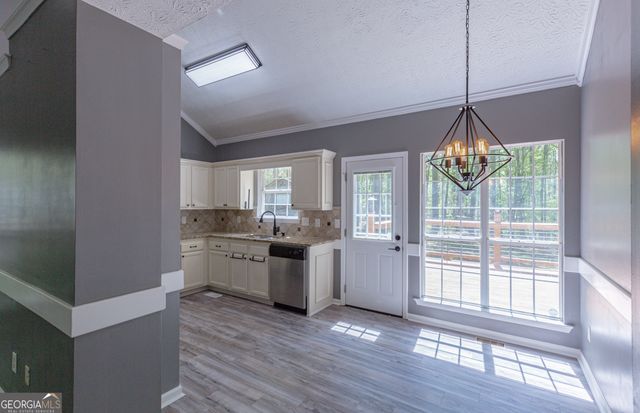 230 Winchester Drive, Sharpsburg, GA 30277