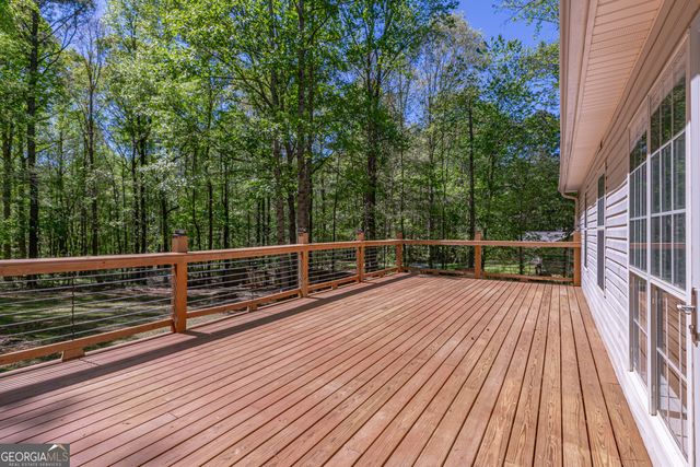 230 Winchester Drive, Sharpsburg, GA 30277