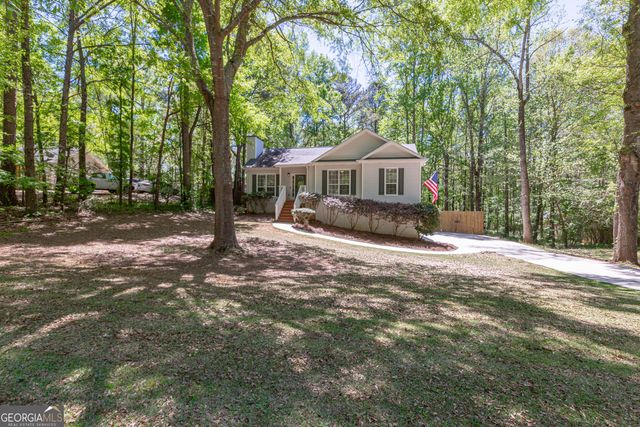 230 Winchester Drive, Sharpsburg, GA 30277