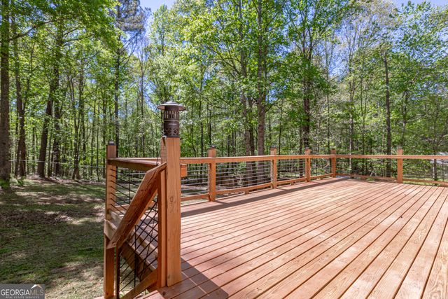 230 Winchester Drive, Sharpsburg, GA 30277