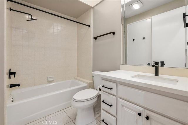 5151 Balboa 303, Encino, CA 91316