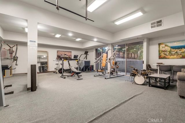 5151 Balboa 303, Encino, CA 91316