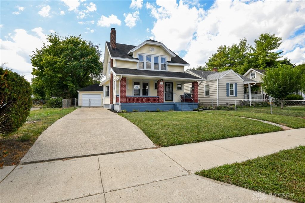102 Warren Avenue, Franklin, OH 45005