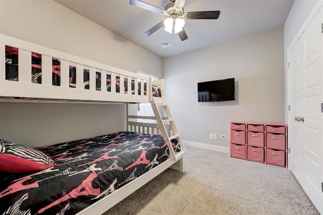 1812 W Zachary Way, Mustang, OK 73064