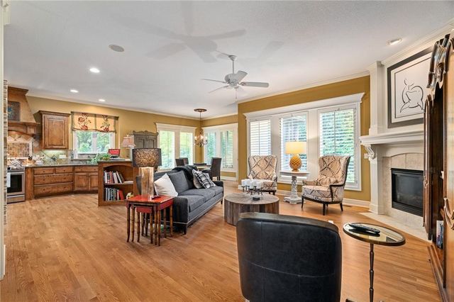 5405 W 141 Terrace, Leawood, KS 66224