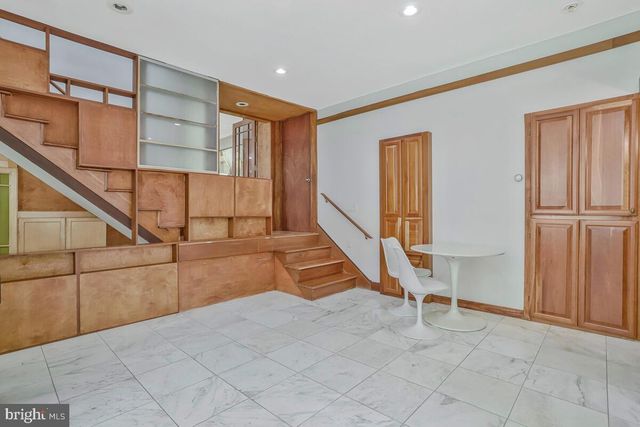 997 N SYCAMORE ST N, Falls Church, VA 22046