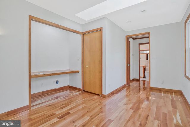 997 N SYCAMORE ST N, Falls Church, VA 22046