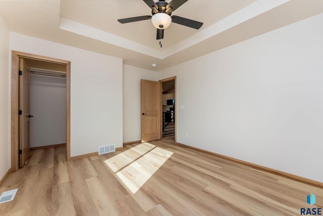 1300 N POPLAR Ave Avenue, Tea, SD 57064