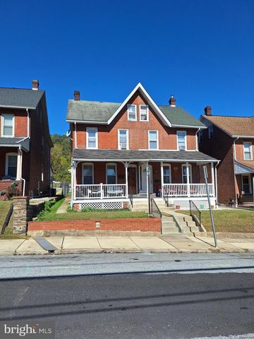 381 CHARLES ST, Coatesville, PA 19320