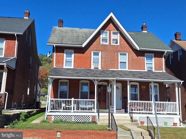 381 CHARLES ST, Coatesville, PA 19320
