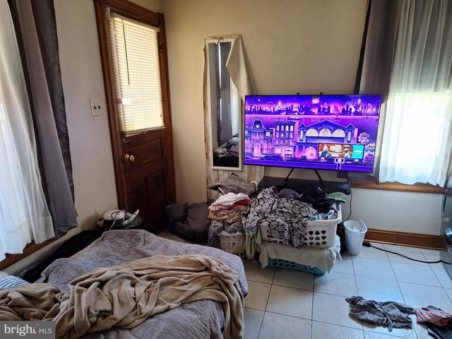 381 CHARLES ST, Coatesville, PA 19320