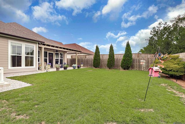 9352 Inniswylde Dr, Baton Rouge, LA 70809
