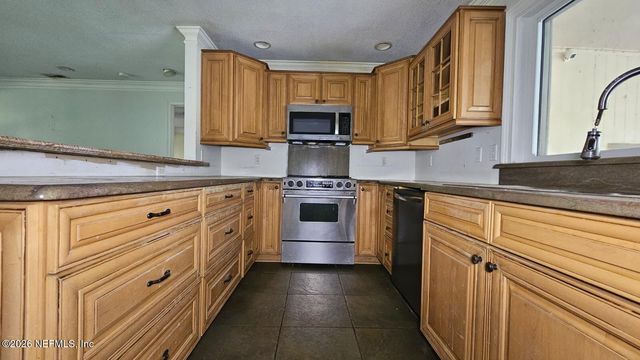 220 SIX POND Trail, Green Cove Springs, FL 32043