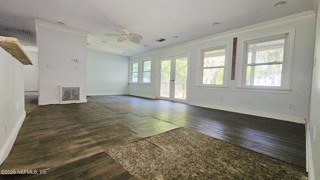 220 SIX POND Trail, Green Cove Springs, FL 32043