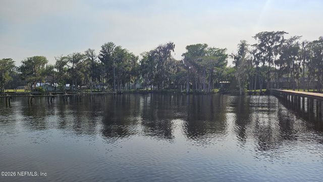 220 SIX POND Trail, Green Cove Springs, FL 32043