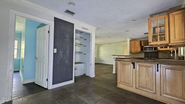 220 SIX POND Trail, Green Cove Springs, FL 32043