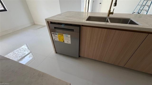 1820 Edward AVE, Lehigh Acres, FL 33972