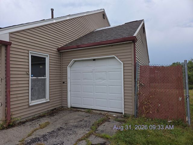 6015 Polk Court, Merrillville, IN 46410