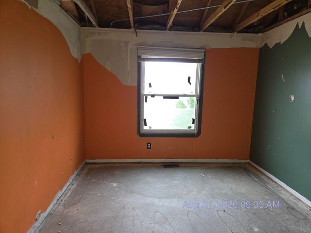 6015 Polk Court, Merrillville, IN 46410