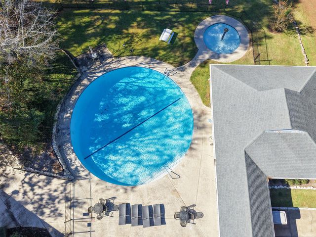 110 Lords Circle, Coldspring, TX 77331