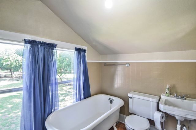 1147 W Frey Street, Stephenville, TX 76401