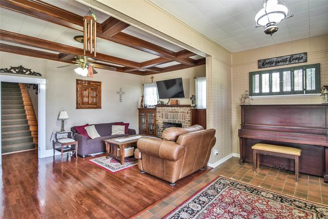 1147 W Frey Street, Stephenville, TX 76401