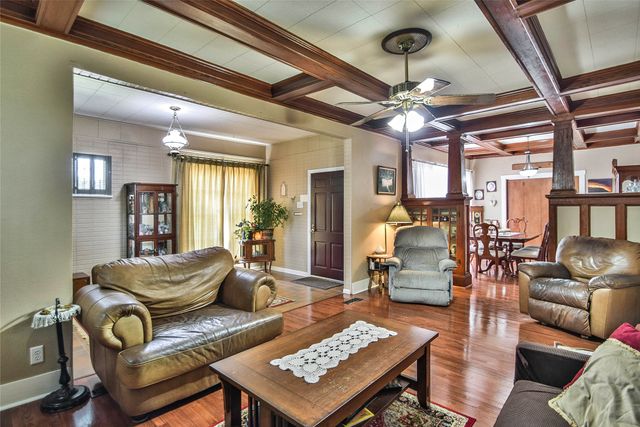 1147 W Frey Street, Stephenville, TX 76401