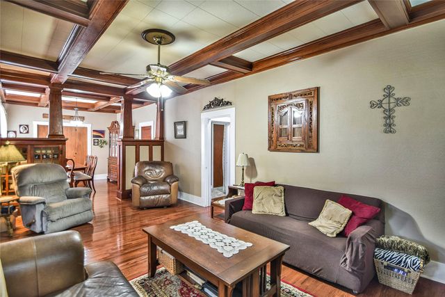 1147 W Frey Street, Stephenville, TX 76401
