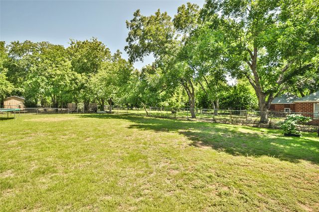 1147 W Frey Street, Stephenville, TX 76401