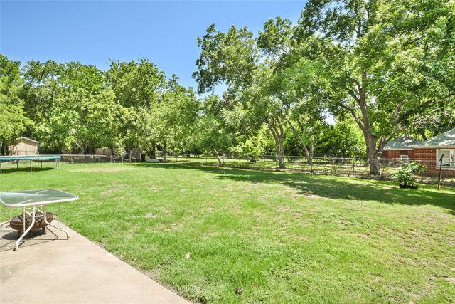 1147 W Frey Street, Stephenville, TX 76401