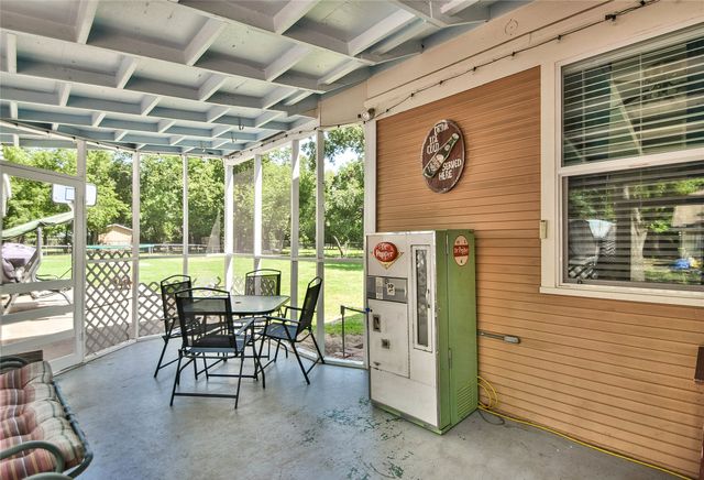 1147 W Frey Street, Stephenville, TX 76401