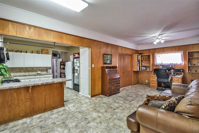 1147 W Frey Street, Stephenville, TX 76401