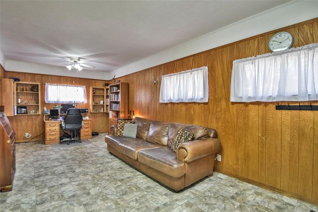 1147 W Frey Street, Stephenville, TX 76401