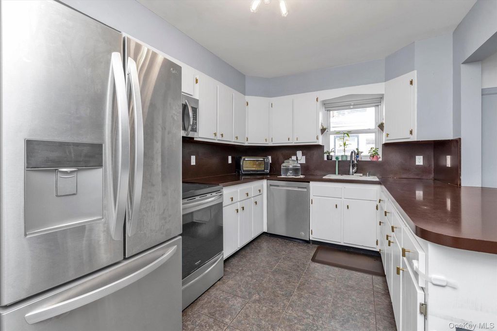 4 Rhame Avenue, East Rockaway, NY 11518 — photo 5