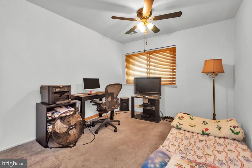 Image 20 of property listing at 10237 PRINCE PL #25-307, Upper Marlboro, MD 20774