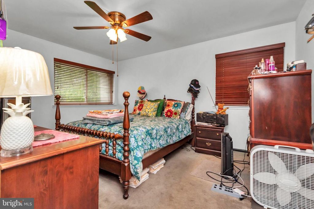 Image 21 of property listing at 10237 PRINCE PL #25-307, Upper Marlboro, MD 20774