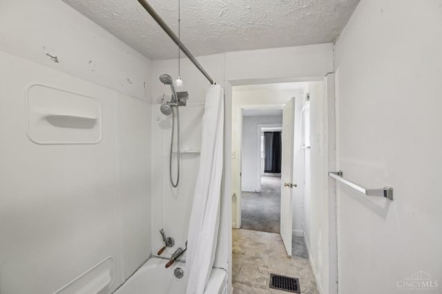 5250 Yeatman Road, Colerain Twp, OH 45252