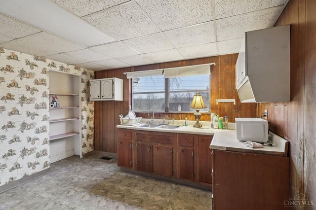 5250 Yeatman Road, Colerain Twp, OH 45252