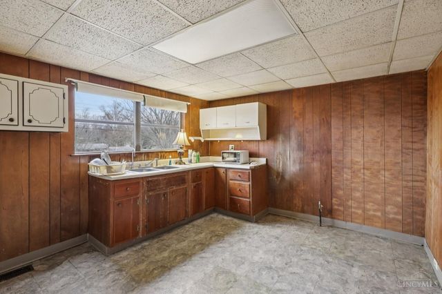 5250 Yeatman Road, Colerain Twp, OH 45252